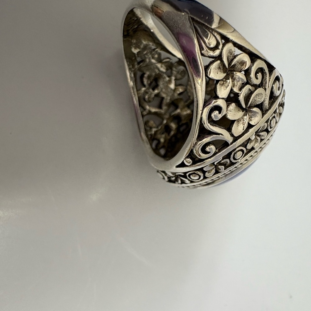 Elegant Silver and Mabe Blue Pearl Ring - Picture 6 of 8
